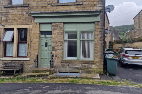 2 Bedroom End Terrace for Rent