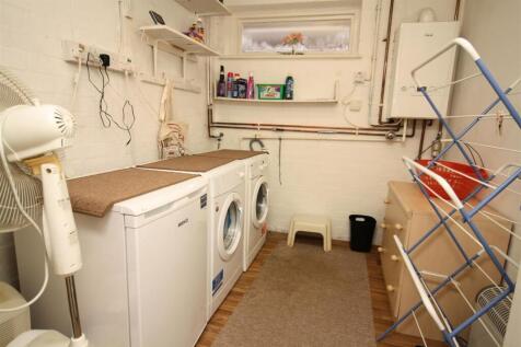 5 Lime utility room.JPG