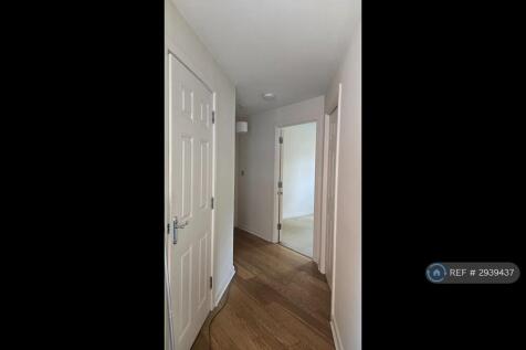 Cirrus Drive, Shinfield, Reading, RG2 photo 5