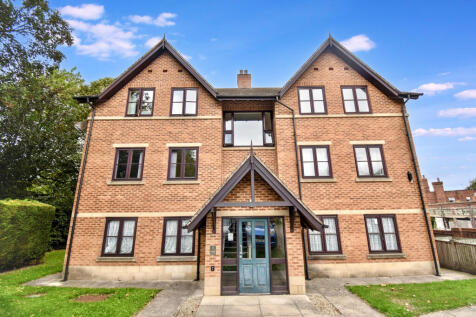 Flat 5, Crosthwaite Court, Spink Lane, Pontefract, West Yorkshire, WF8 1EB