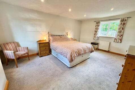 PHOTO-2025-08-15-07-23-53 (3).jpg