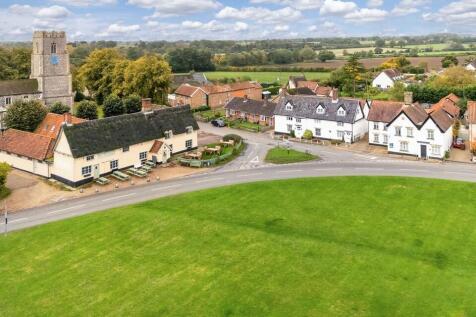 Pulham Market, Vi...