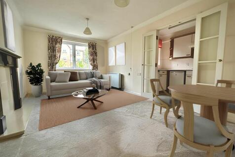 Virtually staged image - Reception Room