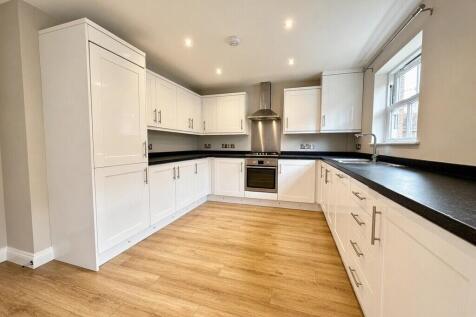 Pulleyn Mews, Clifton Green photo 5