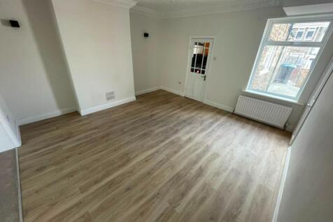 North Thorn, Shield Row, Stanley, County Durham, DH9 photo 3
