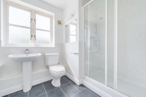 Main Bathroom - shot two