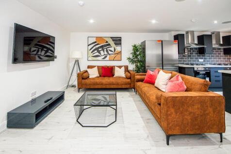 6 Bedroom Terraced in L15 2HP