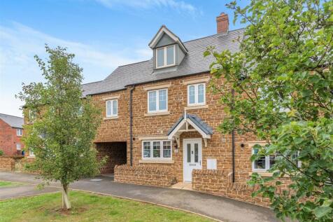 30 Nickling Road, Banbury-2.jpg