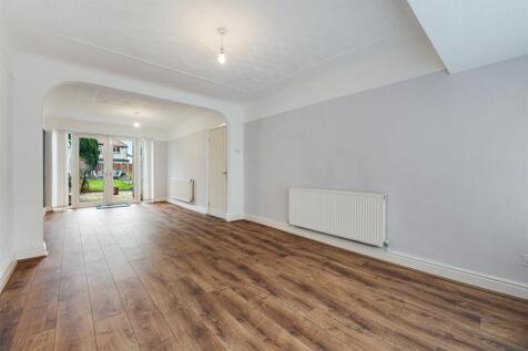 14 ACACIA AVENUE-10.jpg