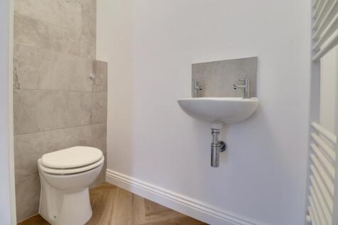 Ground floor guest WC