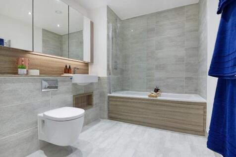 Thames Road, London E16 photo 4