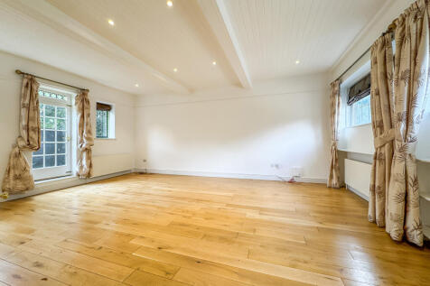 20250830_142028558_iOS_edited