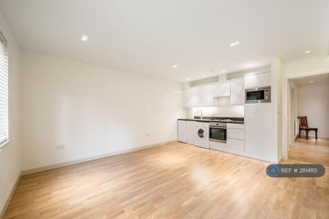Living Room/Kitchen
