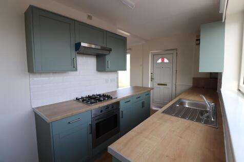Mallory Walk, Parklands, Northampton, NN3 photo 2