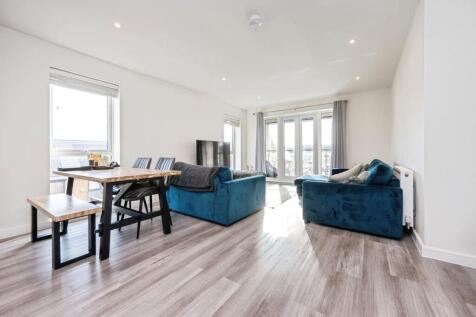 Living / Dining Room