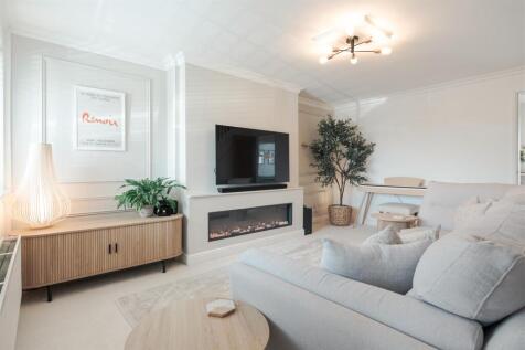 24 Boarbank Road (1 of 31).jpg