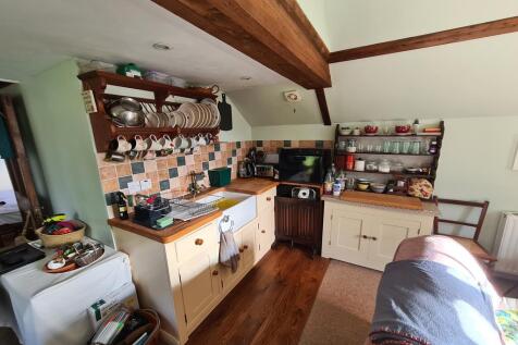 Claycastle, Crewkerne, Somerset, TA18 photo 3