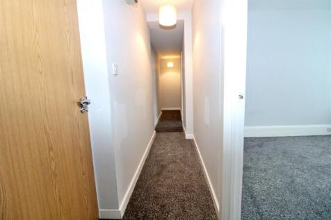Hallway.JPG