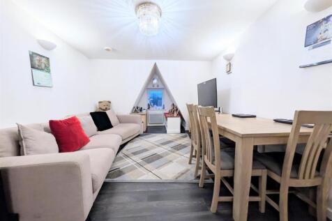 WhatsApp Image 2026-02-10 at 09.51.45 (2).jpeg