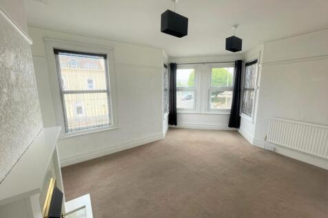 Wellesley Road, Clacton-On-Sea photo 3