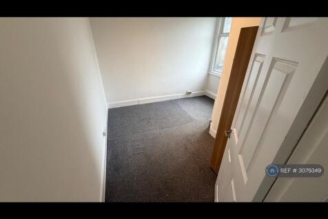 St. Johns Road, Wembley, HA9 photo 3