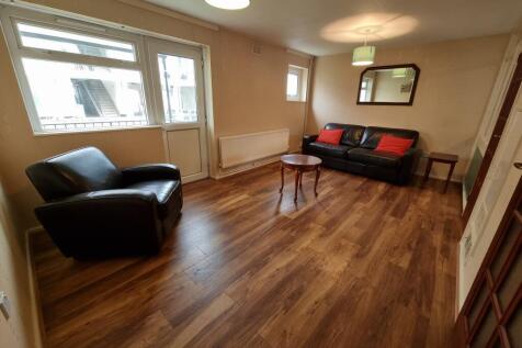 79 Kennedy Square, Leamington Spa photo 4