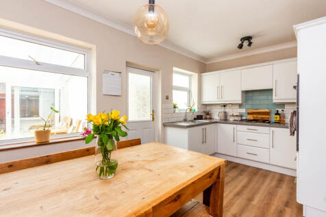 Kitchen/Dining Ro...