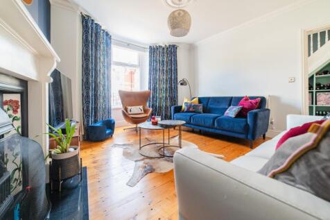 Award-winning Media team on EVERY Listing_2