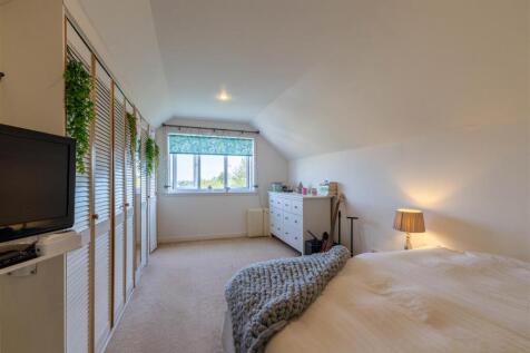 45 Castlelaw Crescent, Abernethy-2.jpg