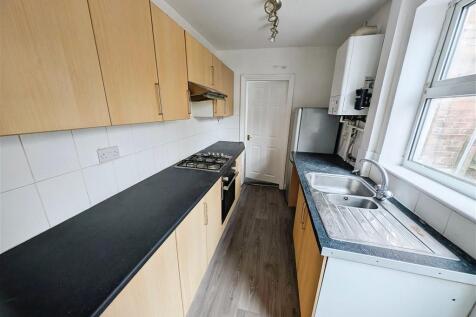 St Albans Road, Arnold, Nottingham, NG5 6GW photo 4