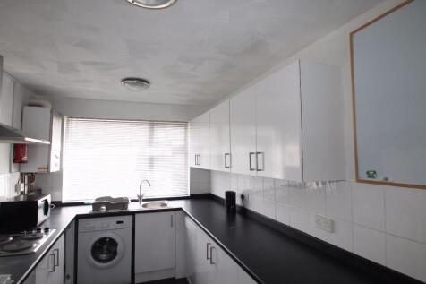 38 West Hill Road, Plymouth, Devon, PL4 photo 3