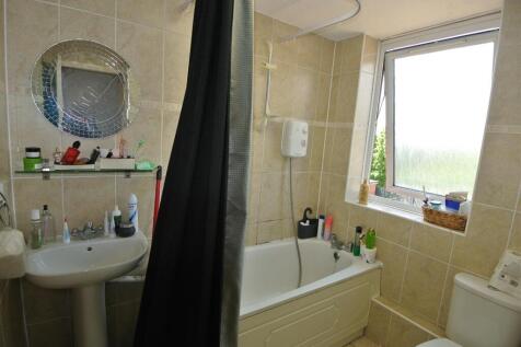 Bathroom.JPG