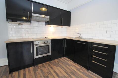 Flat 1, 1 Avenue Road - New 2022 (11).JPG