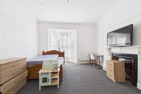 CAM03974G0-PR0188...