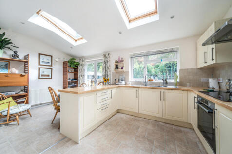 1353936-3-68cbfea...