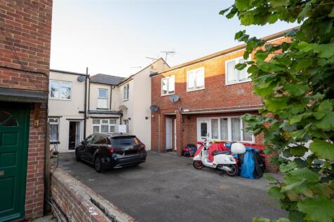 5 Gable Mews 24 16.jpg