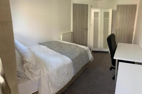 2-bed flat on Victoria Street, St James, Exeter, EX4, £1,993/mo