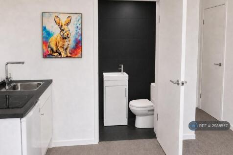 Selwood Road, London, KT9 photo 3