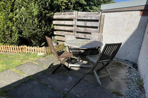 Rear patio.JPG