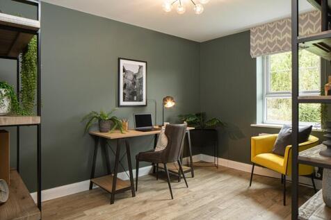 Home office in 5 bed Lamberton