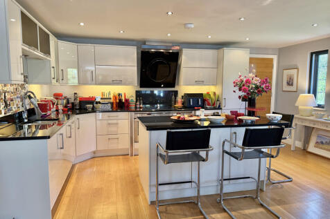 Spacious kitchen with island