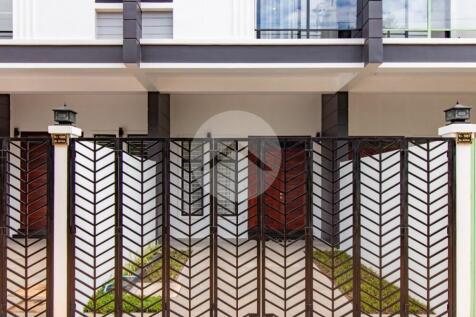 4 Bedroom House For Sale - Sala Kamreuk, Siem Reap