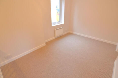 6ece30bb-47b7-40d...