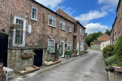 5 Manor Court 14.jpg