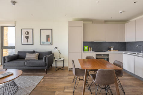 Collier Point, London photo 3