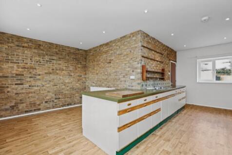 340558