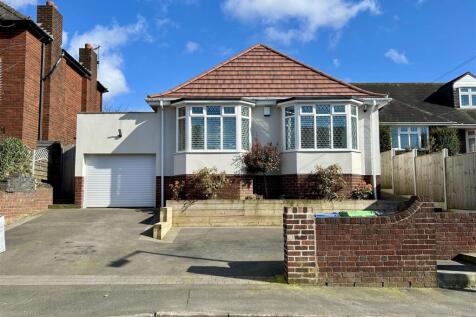 Highfield Crescent Rowley Regis 1.jpg