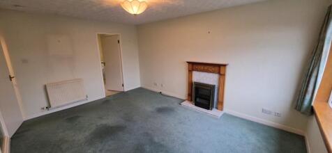 East Craigs, Edinburgh, EH12 photo 2