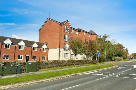 2-bed flat on Waggon Road, Leeds, West Yorkshire, LS10, £995/mo
