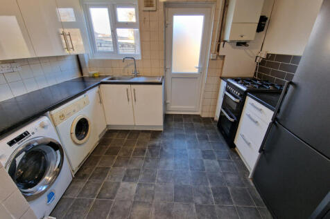 John Buchan Road **Available Now** OX3 9QN photo 3